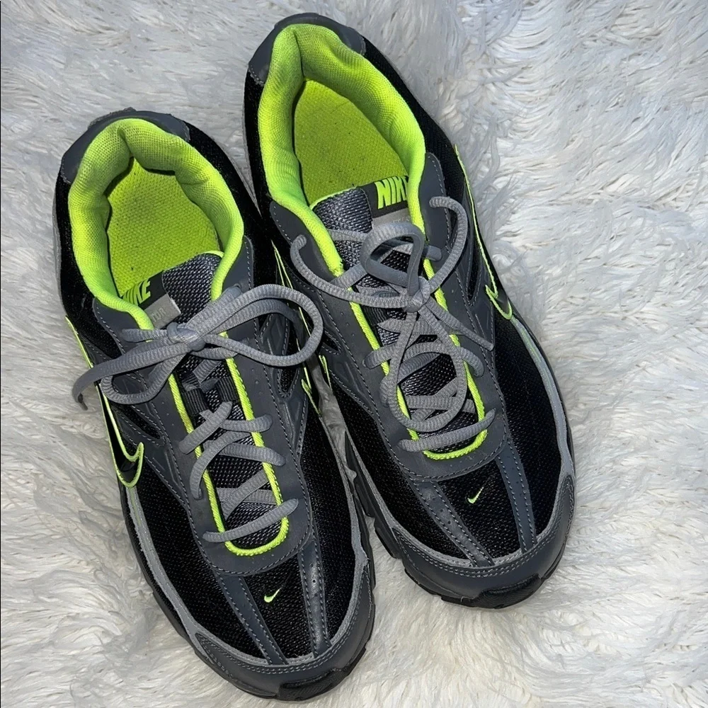 Nike Initiator 394055-023 Running Shoes Men's Sz: 9 Neon Green Black - Used
